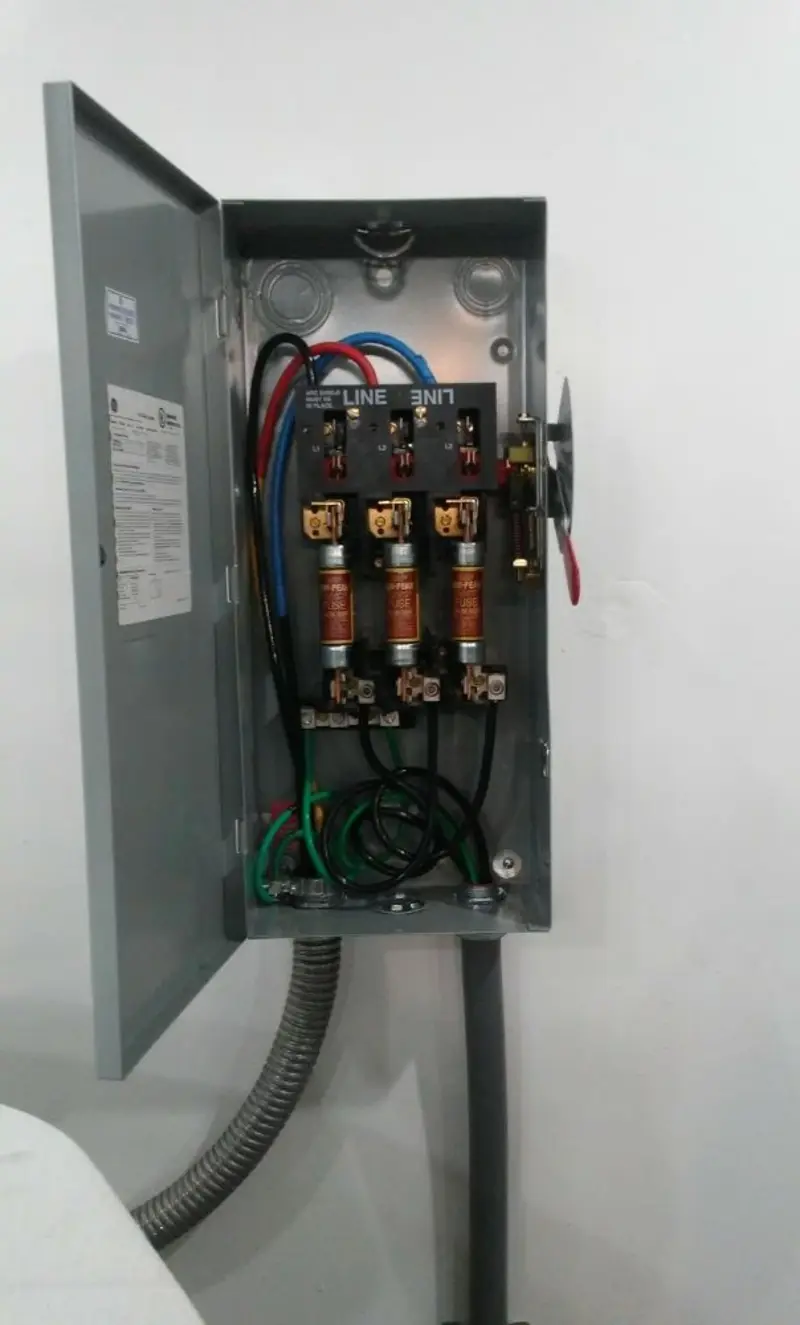 Three-phase disconnect switch installed for Electrical Wiring & Rewiring in Gettysburg